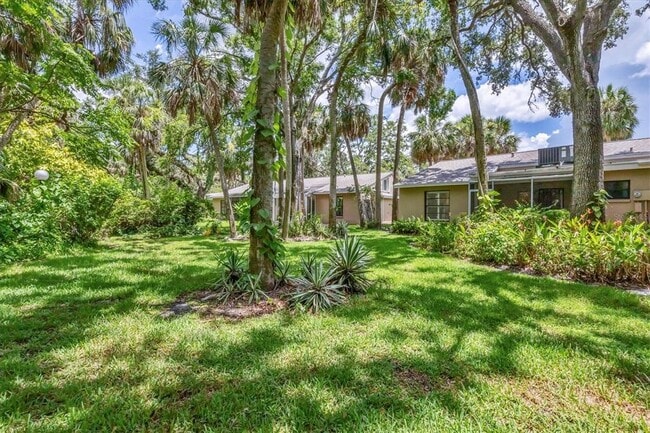 Building Photo - 5051 Village Garden Dr