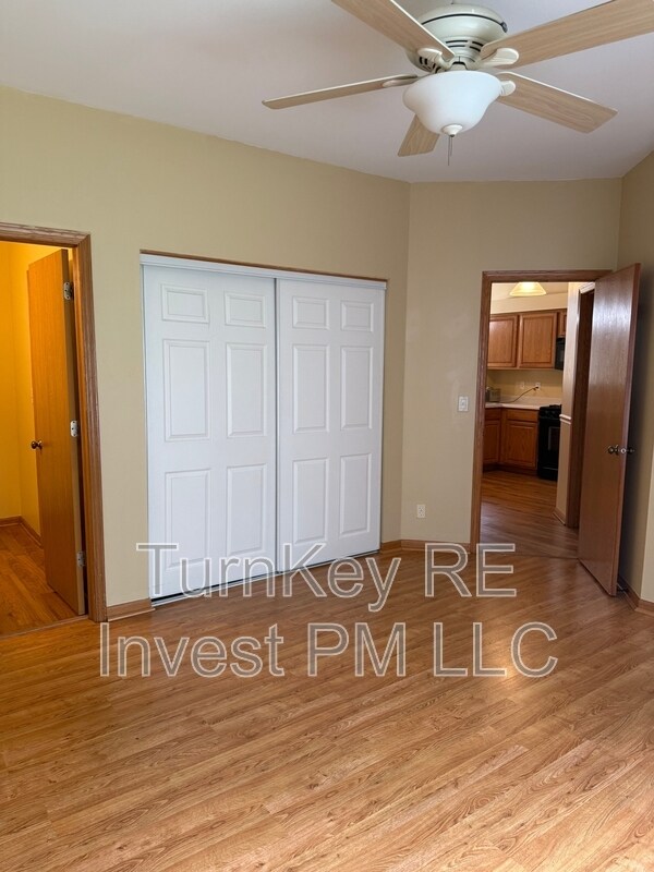 Building Photo - 13964 Danbury Dr