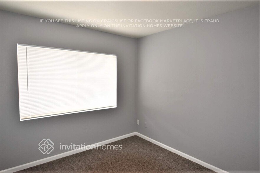 Building Photo - 4713 W Cochise Dr