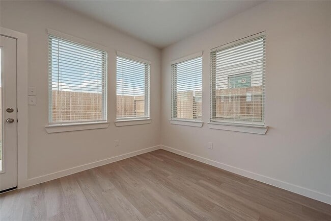 Building Photo - 17110 Pentland Hls Wy