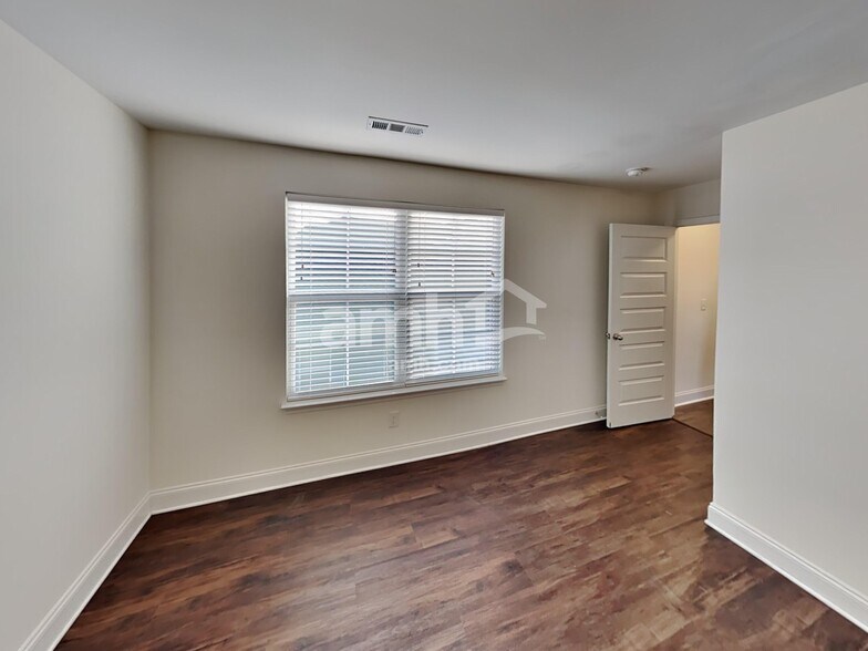 Building Photo - 5080 Mountain Springs Rd