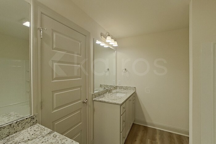 Building Photo - 8134 Hendrick Dr