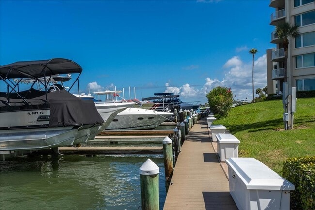 Building Photo - 700 Island Way