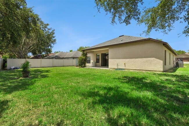Building Photo - 1106 Natural Oaks Dr