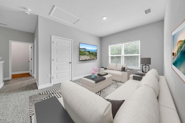 Building Photo - 44 Oak Trees Ln W