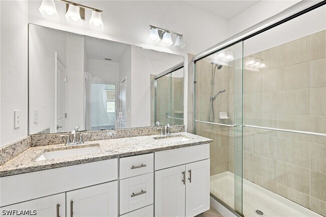 Building Photo - 14236 Pine Lodge Ln