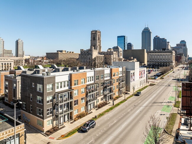 Building Photo - 727 N Illinois St