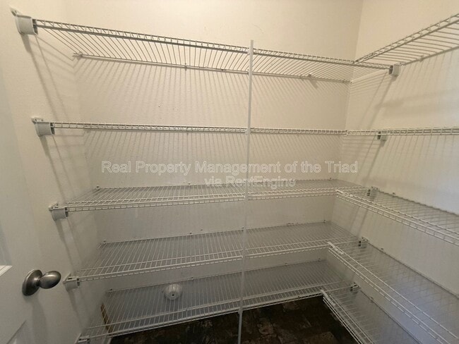 Building Photo - 1907 Northrop Dr