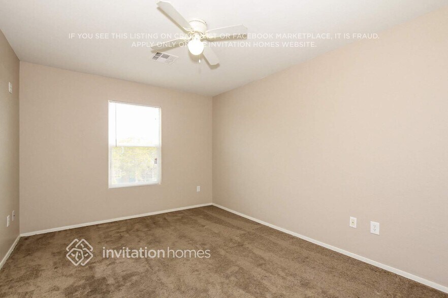 Building Photo - 12170 W Yavapai Ln