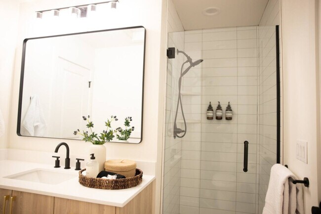 Building Photo - 3922 I St