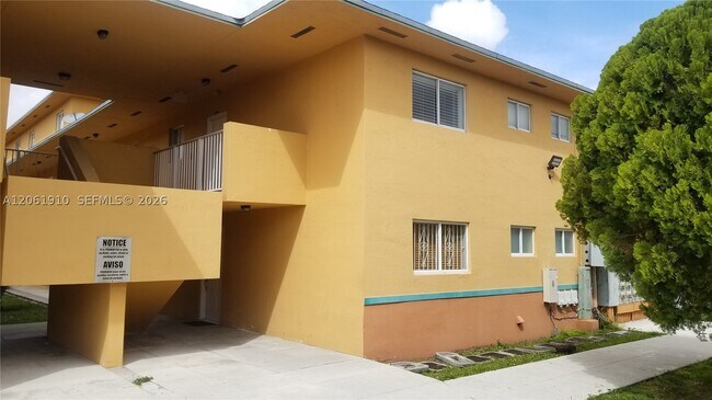 Building Photo - 2985 W 80th St