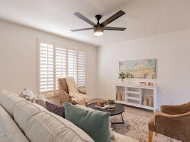 Building Photo - 4030 N Granite Reef Rd
