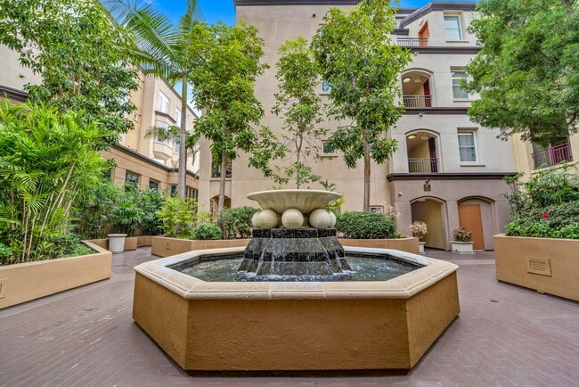 Building Photo - 2400 5th Ave