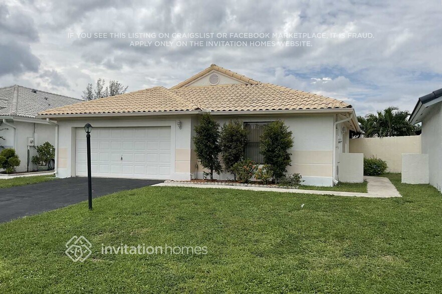 Building Photo - 15131 S Waterford Dr