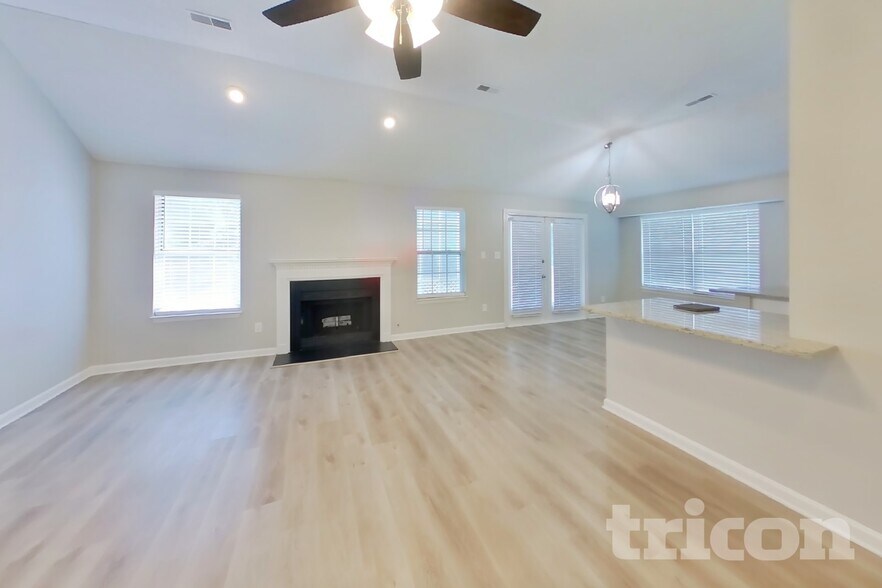 Building Photo - 56 Park Timbers Dr