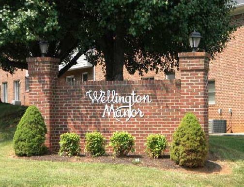 Building Photo - Wellington Manor