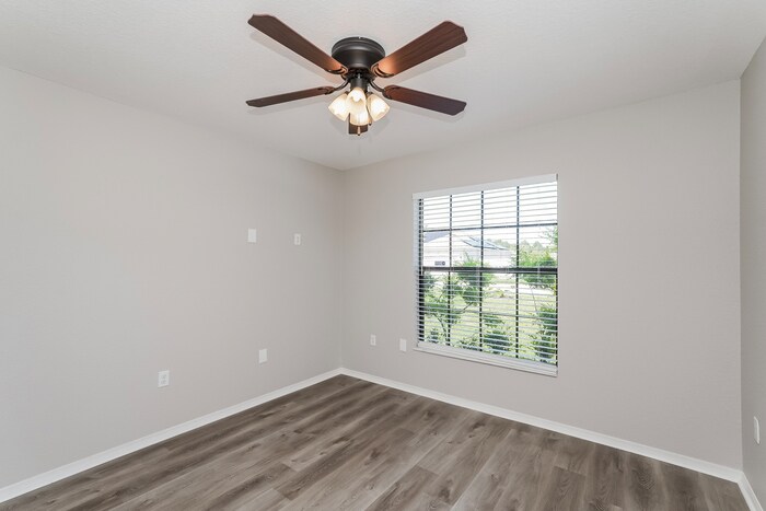 Building Photo - 5169 Ashwood Dr