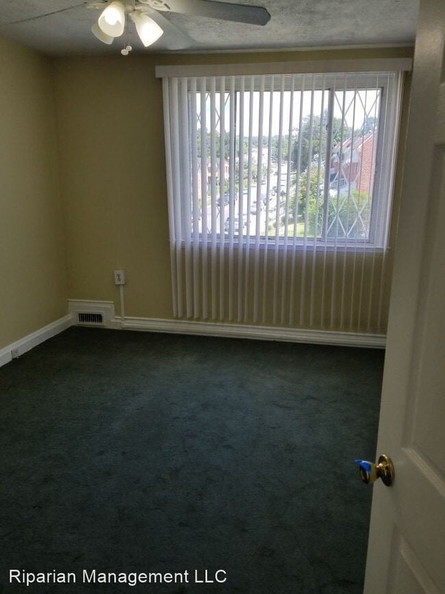 Building Photo - 2 br, 2 bath House - 829 E Cold Spring Lane