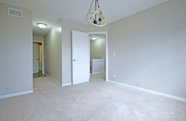 Building Photo - 3152 Falling Waters Ln