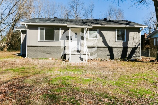 Building Photo - 1001 King St