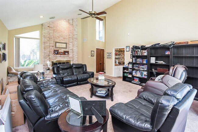 Building Photo - 7719 Apache Plume Dr