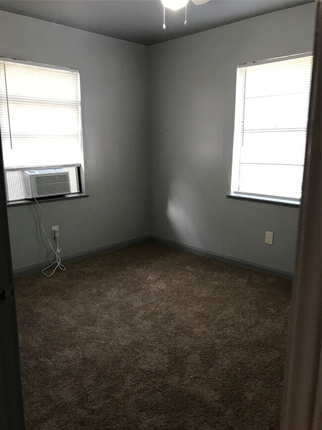 Building Photo - 8717 Spaulding St