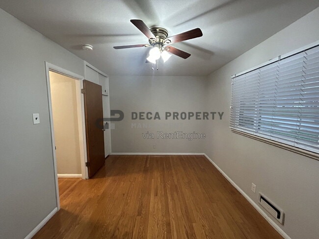 Building Photo - 6405 Kingsway Dr