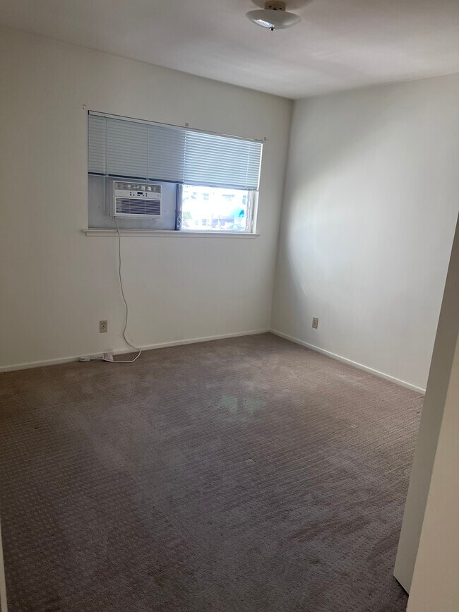 Bedroom - 3751 Midvale Ave