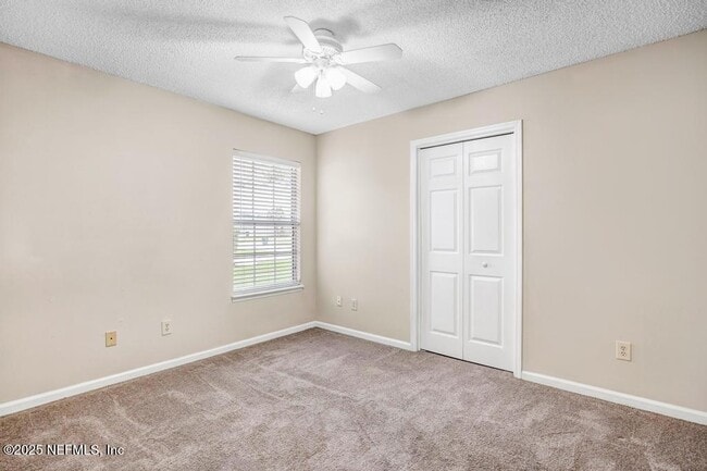 Building Photo - 12895 Bentwater Dr