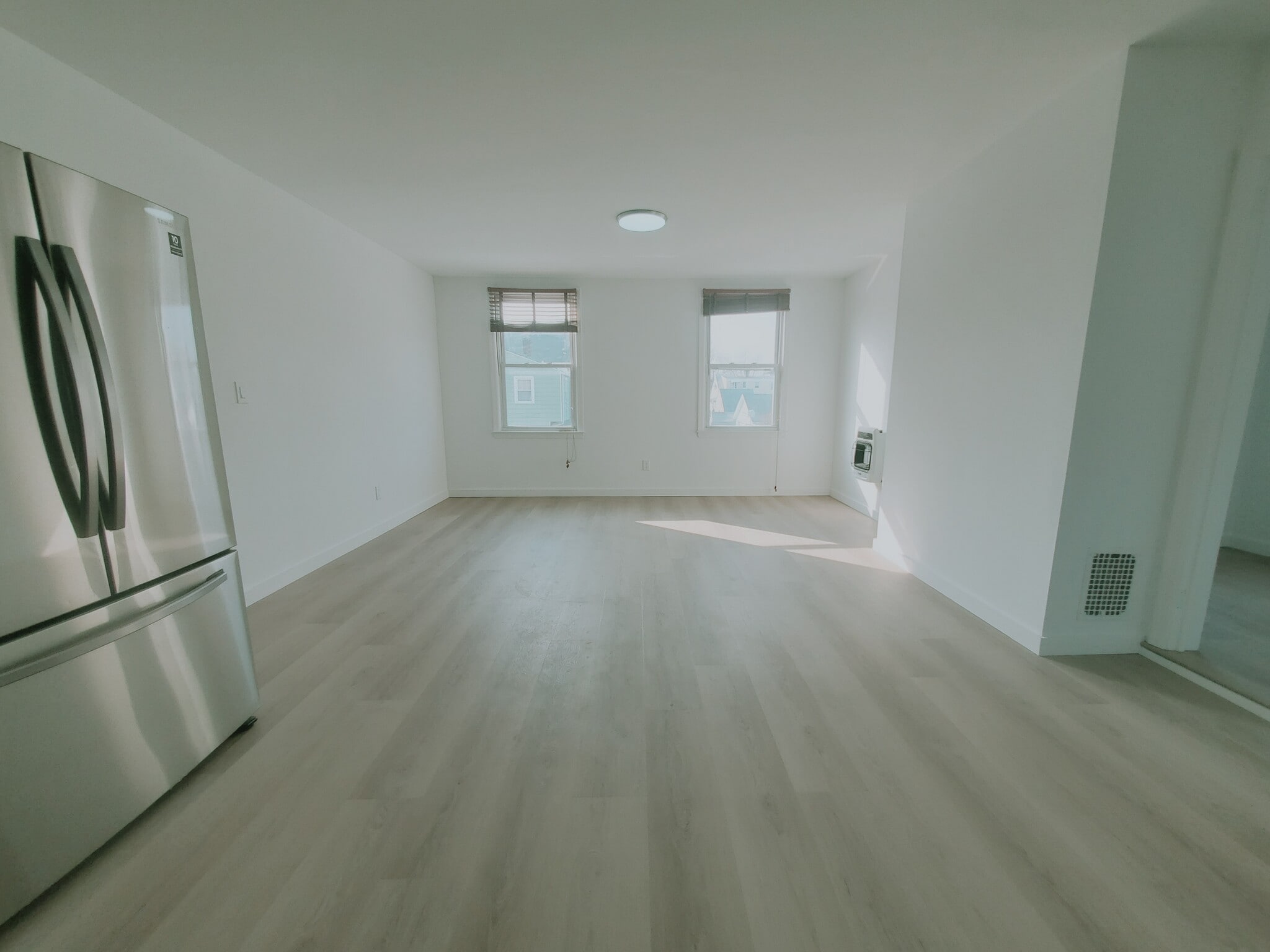 Building Photo - 23 Madison Pl