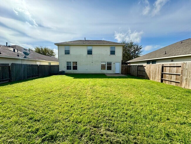 Building Photo - Bear Creek’s Best: A Beautiful Abode!