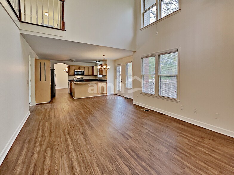 Building Photo - 4013 Windwood Ln