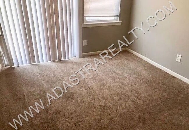 Primary Photo - Affordable Lees Summit Duplex-Available in...