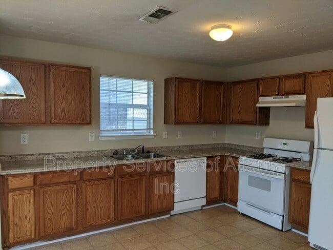 Building Photo - 416 Townsend Bend