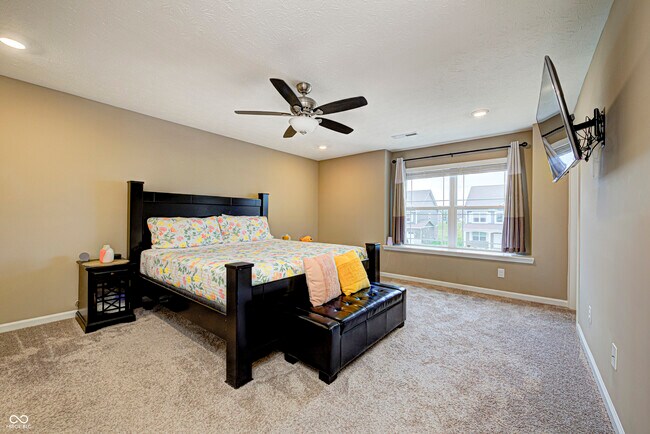 Building Photo - 1728 Gordon Dr