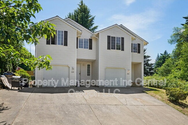 Building Photo - 2118 Baines Blvd