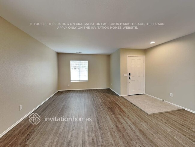 Building Photo - 25354 Silverwood Ln