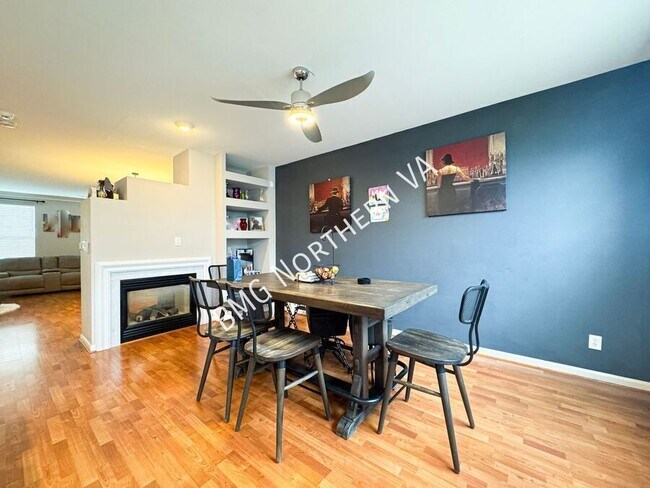 Building Photo - 13363 Colchester Ferry Pl