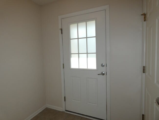 Building Photo - 5506 N Fairmount Ave