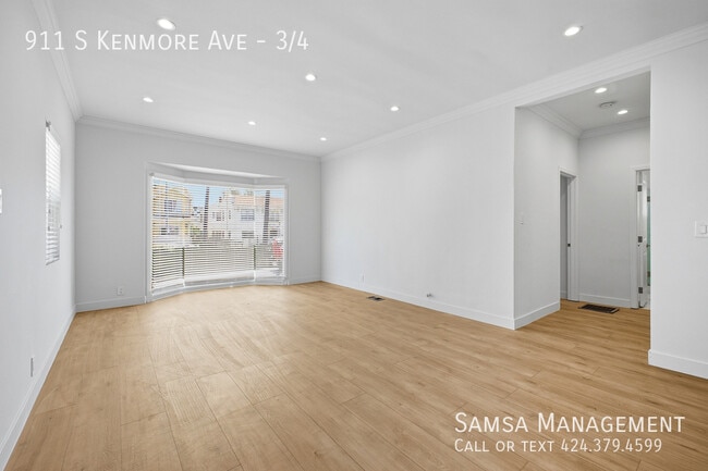 Building Photo - 911 S Kenmore Ave