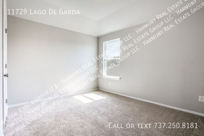 Building Photo - 11729 Lago de Garda Dr
