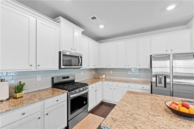 Building Photo - 1030 Shy Ln