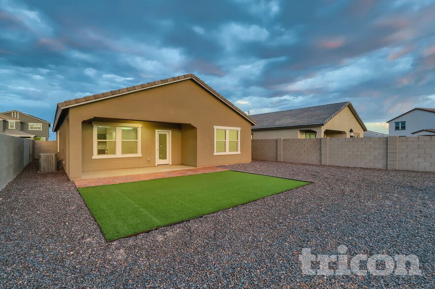 Building Photo - 5882 N 195th Dr