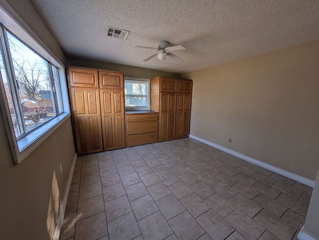 Building Photo - 3 Bedroom House in Pryor