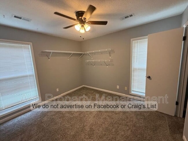 Building Photo - 5974 Brookcliff Rd