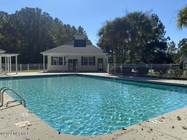 Building Photo - Home for rent with close proximity to transportation, shopping, Downtown Wilmington and restaurants.