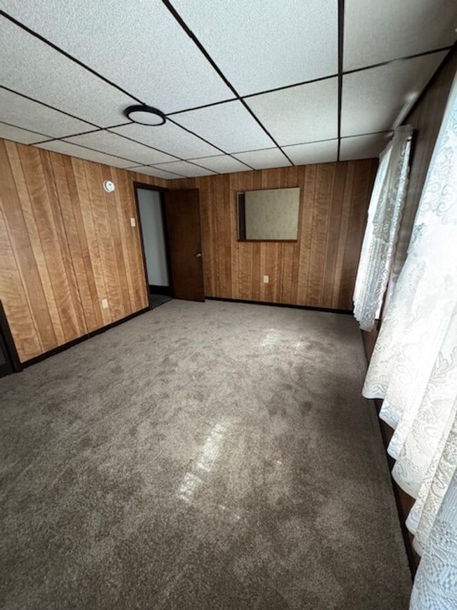 Building Photo - 3 Bedroom in Plains