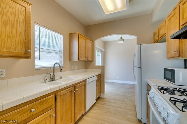 Building Photo - 1401 Sycamore Spring Ct