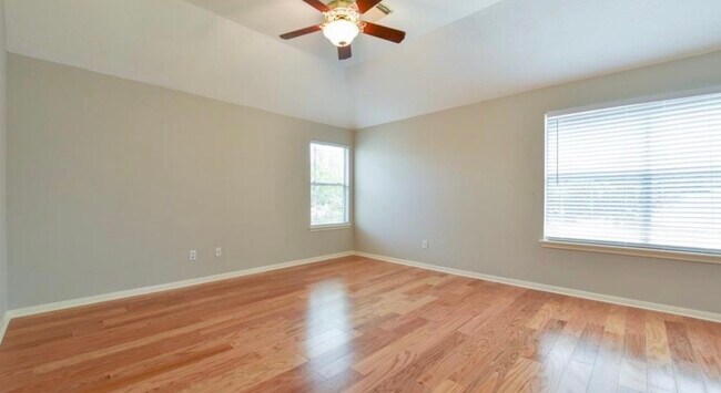 Building Photo - 4742 Stoney Point Ct