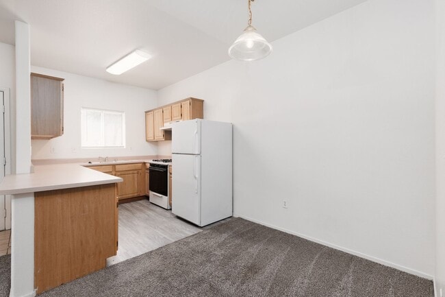 Building Photo - Move in Special: First Month Half Off!!!
